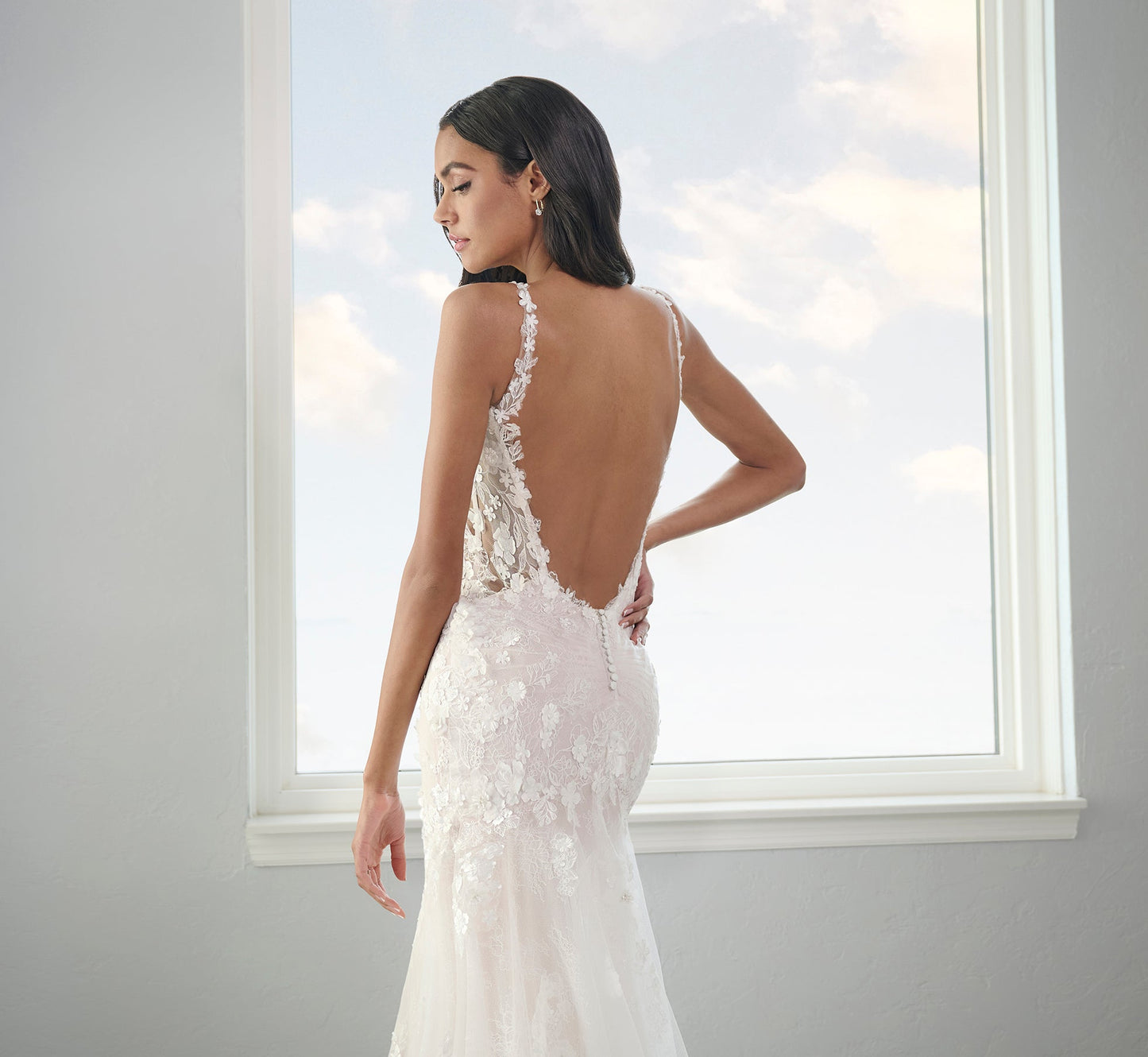 Tulle And Lace Slim Gown In Ivory French Lilac Nude