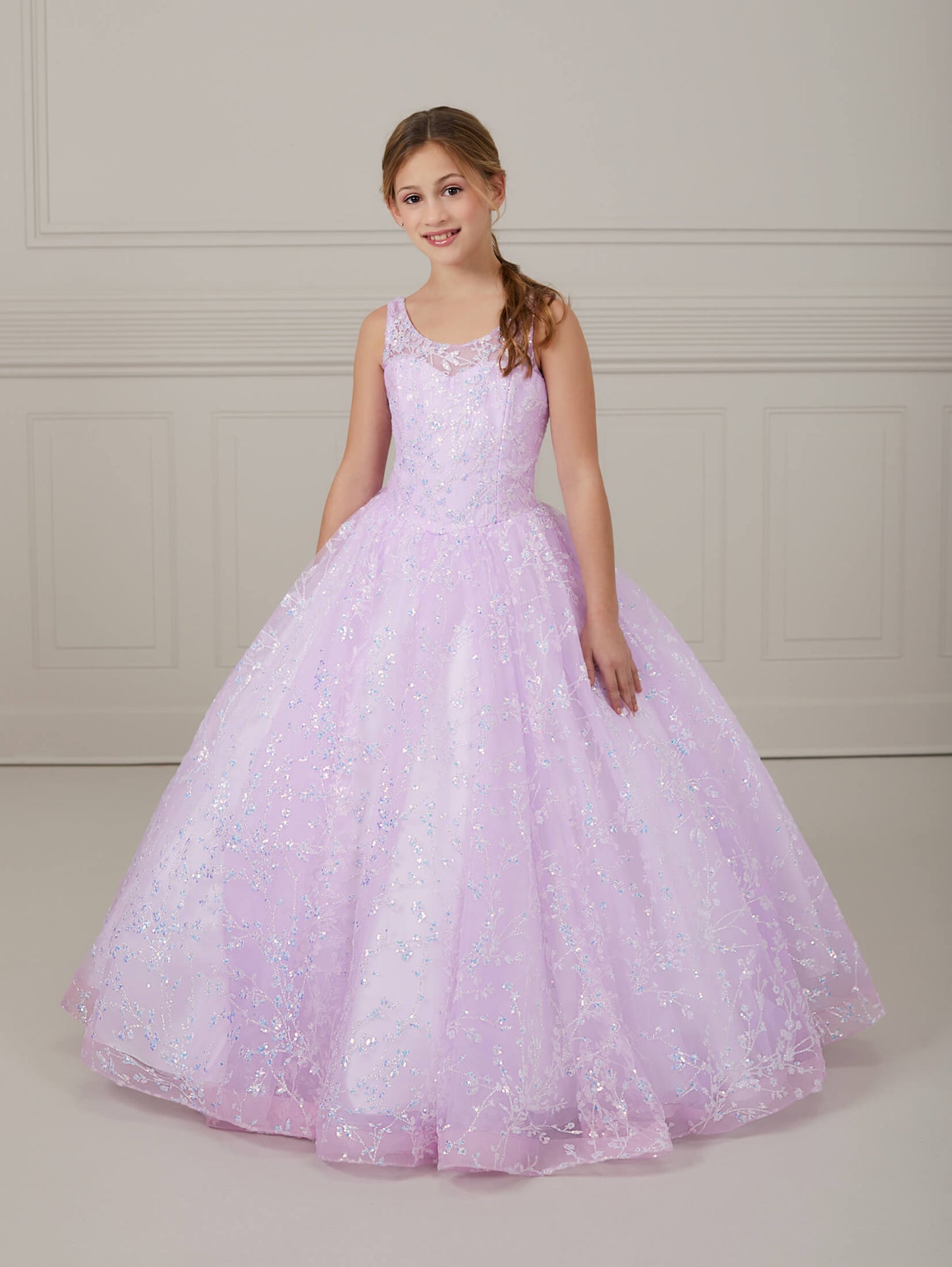 Glitter Floral Tulle Scoop Neck A-Line Gown