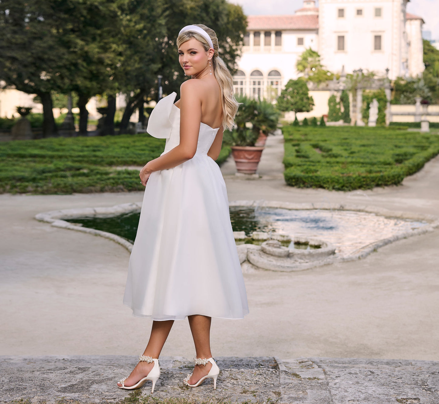 Garza tea length gown in Ivory