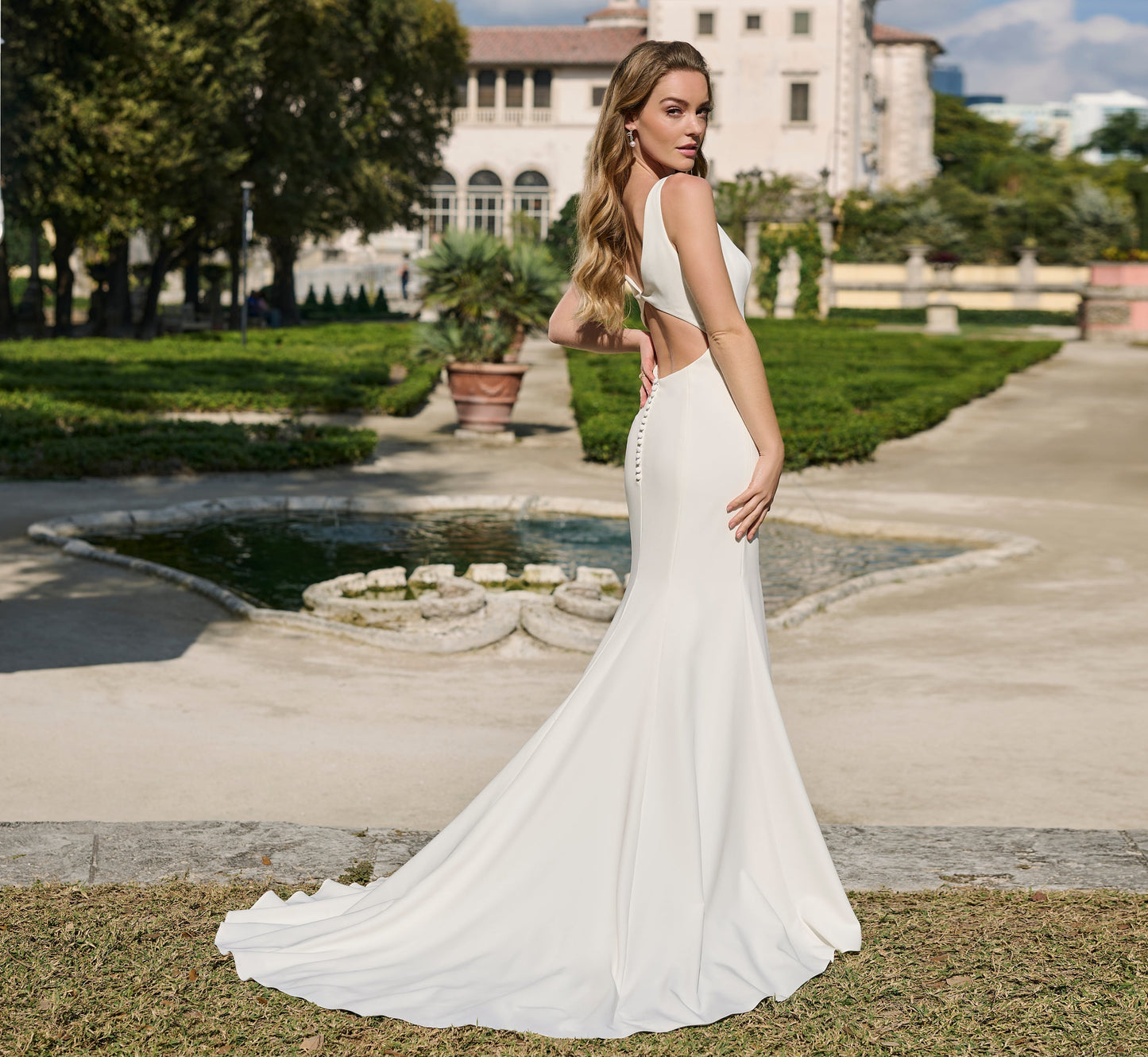 Stretch Crepe gown in Ivory