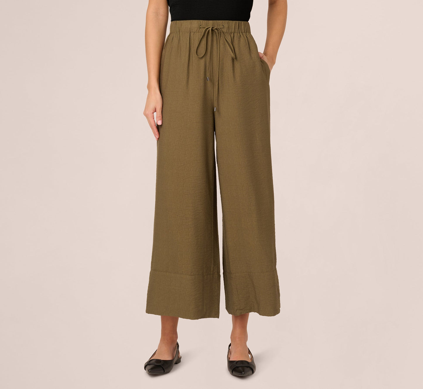 Wide Leg Drawstring Pant In New Green