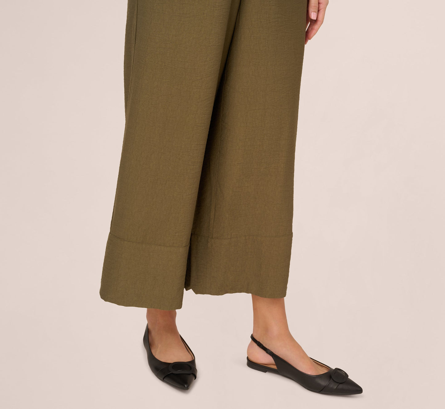 Wide Leg Drawstring Pant In New Green