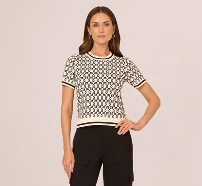Short Sleeve Chain Patterned Knit Top In Cream Black Double Chain Link
