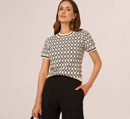 Short Sleeve Chain Patterned Knit Top In Cream Black Double Chain Link