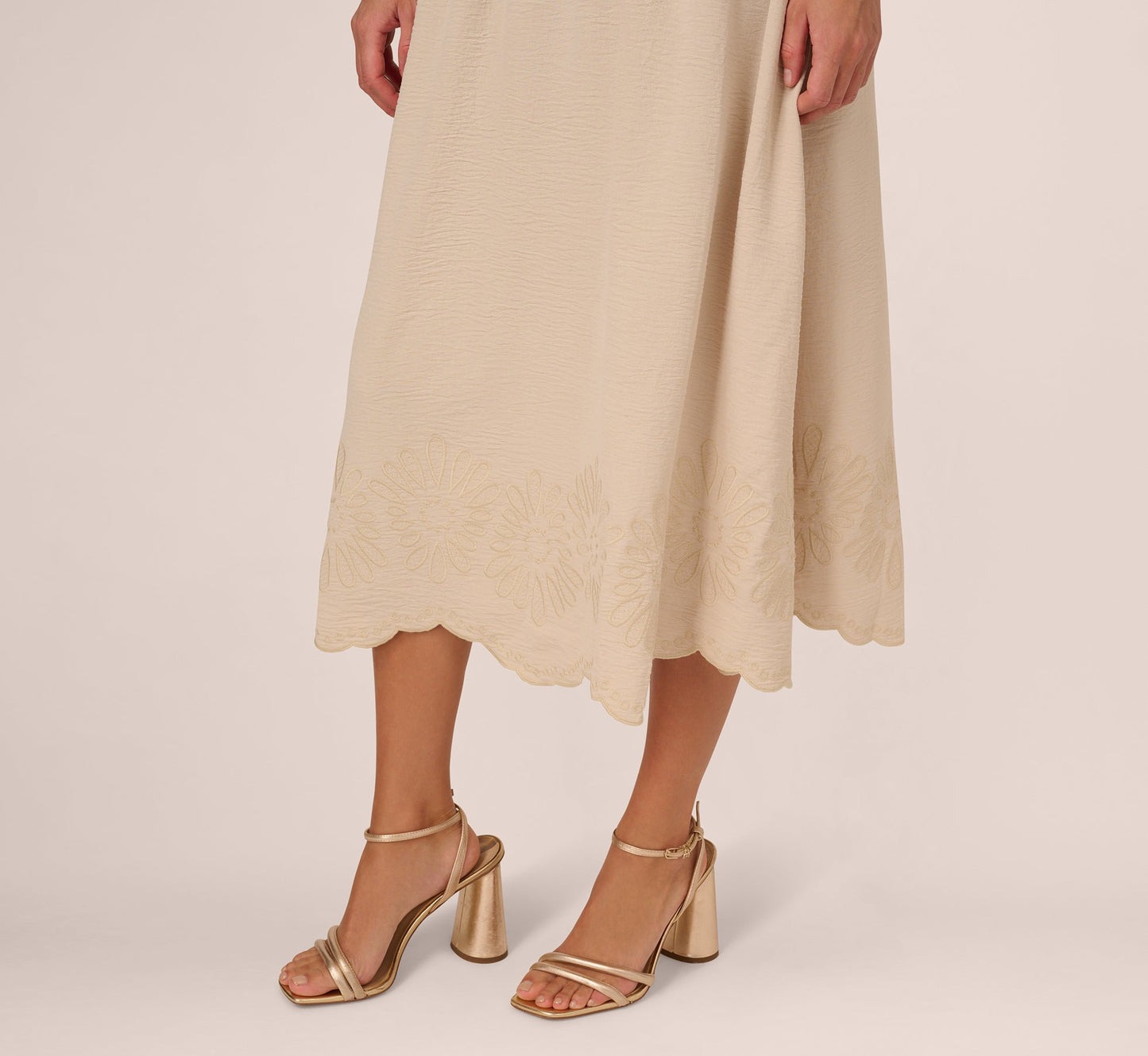 Embroidery Scalloped Hem Midi Skirt In Bamboo Wood