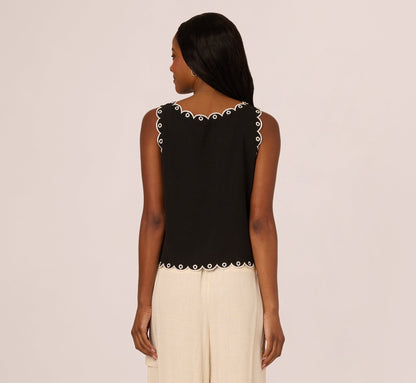 Sleeveless Cropped Floral Embroidered Top In Black Ivory