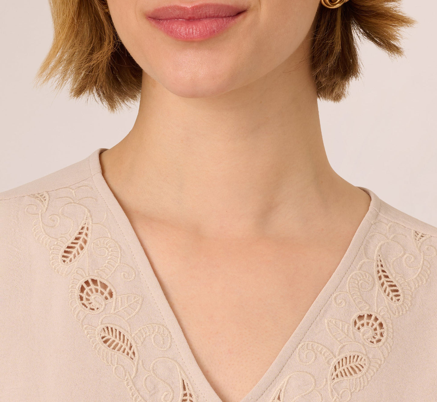 Sleeveless Embroidered V Neck Top In Pebble