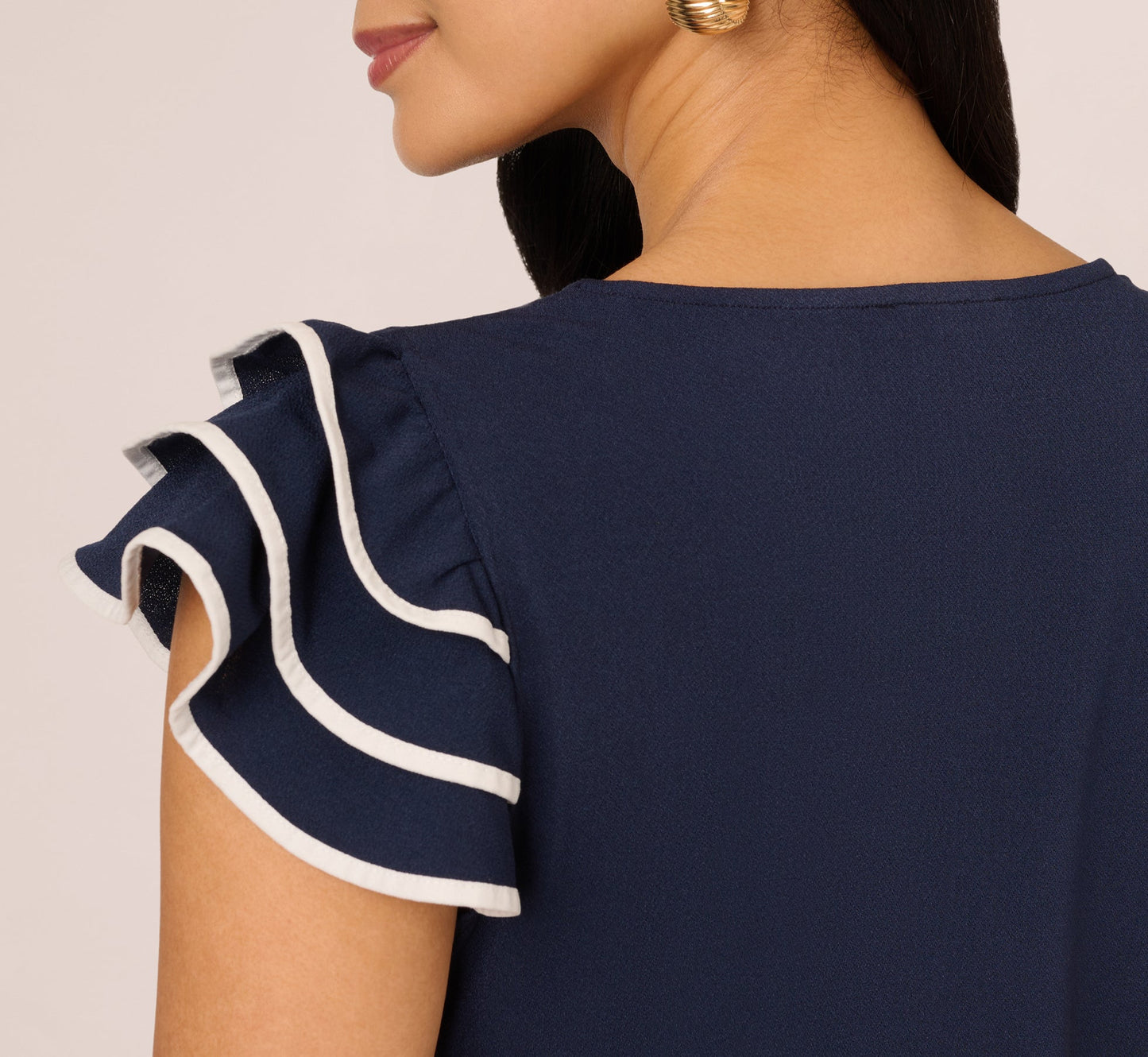 Ruffle Sleeve Contrast Trim Top In Blue Moon Ivory