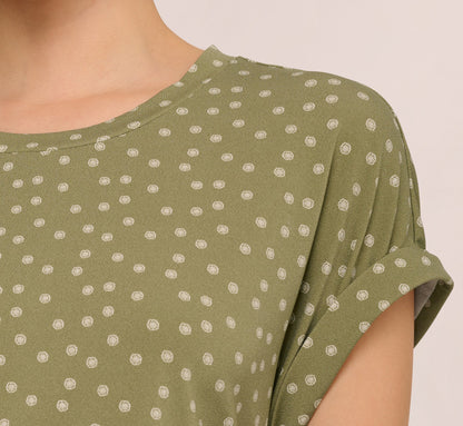 Cap Sleeve Ruched Side Top In Oil Green Scribble Daisy