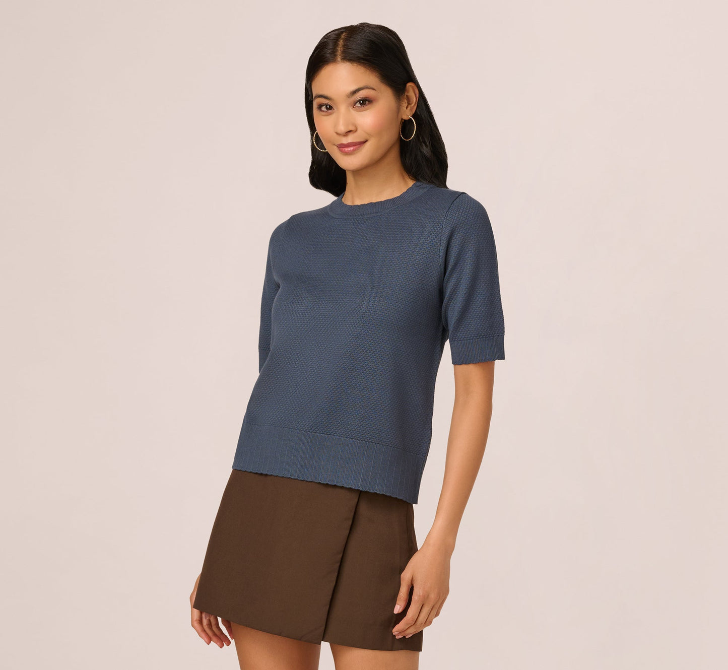 Short Sleeve Scalloped Sweater Top In Slate Blue