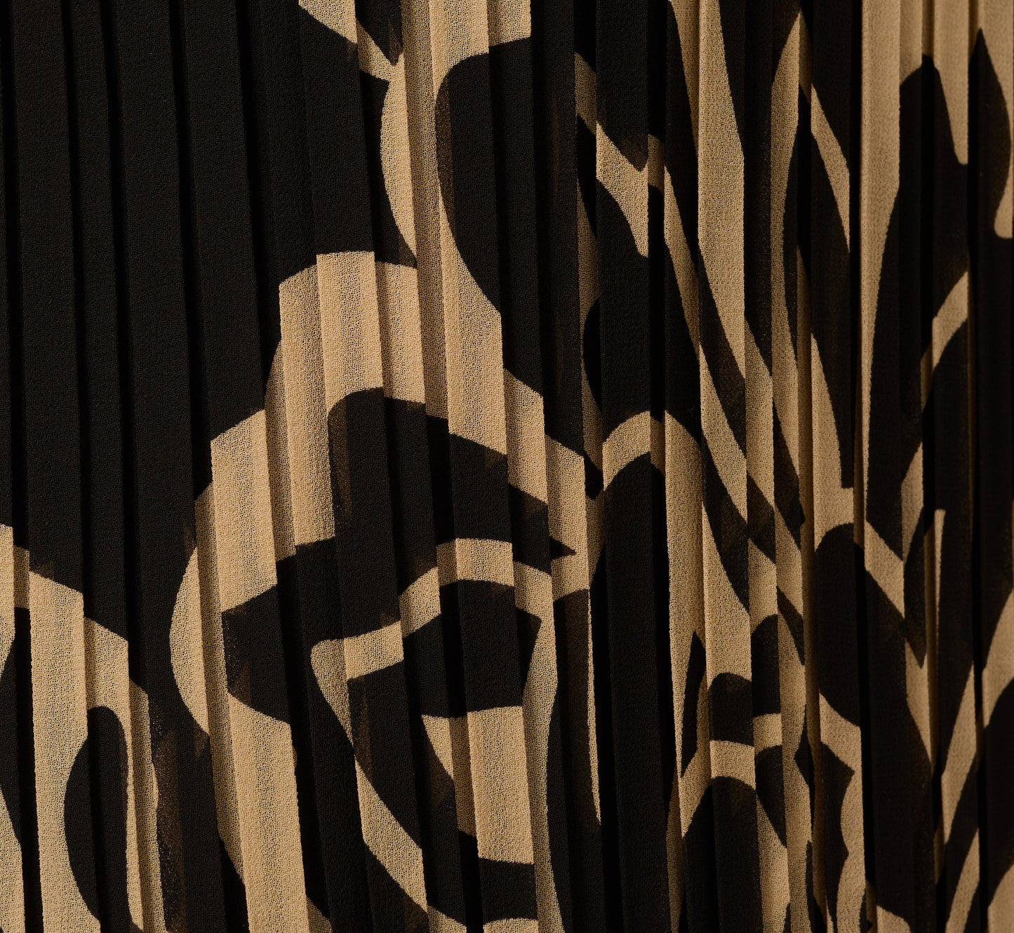 Pleated Floral Halter Top In Black Ornate Floral