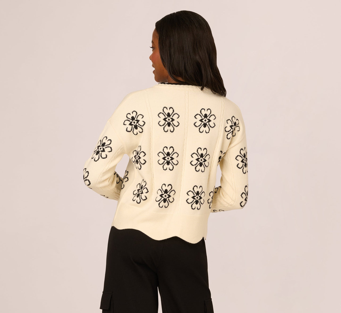 Floral Cable Knit Pullover Sweater In Cream Black