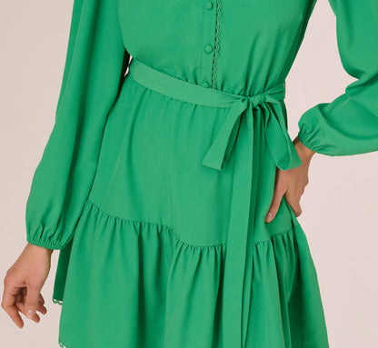 Long Sleeve Scallop Trim Short Dress In Green