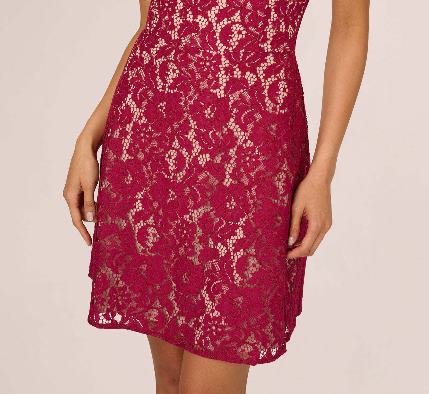 Short Sleeve Lace Illusion Short Dress In Light Wine