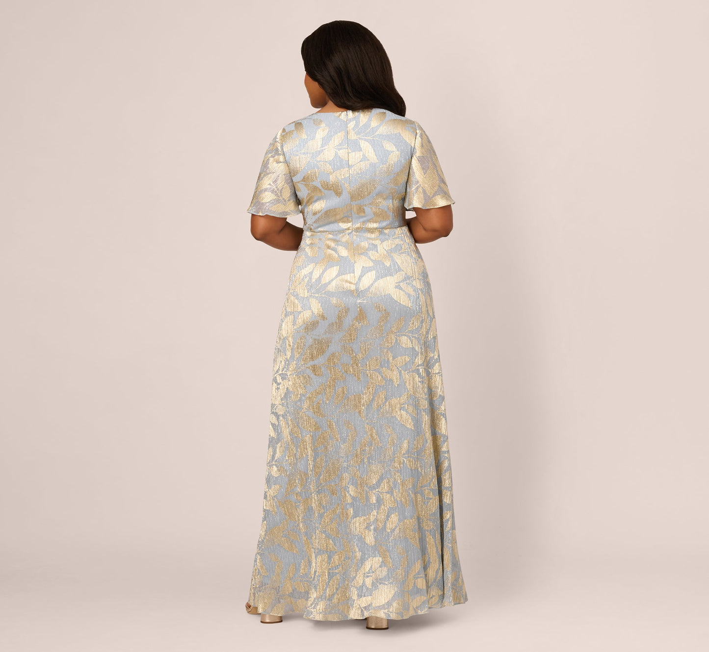 Plus Size Foil Leaf Short Sleeve Gown With Draped Details In Light Blue Gold
