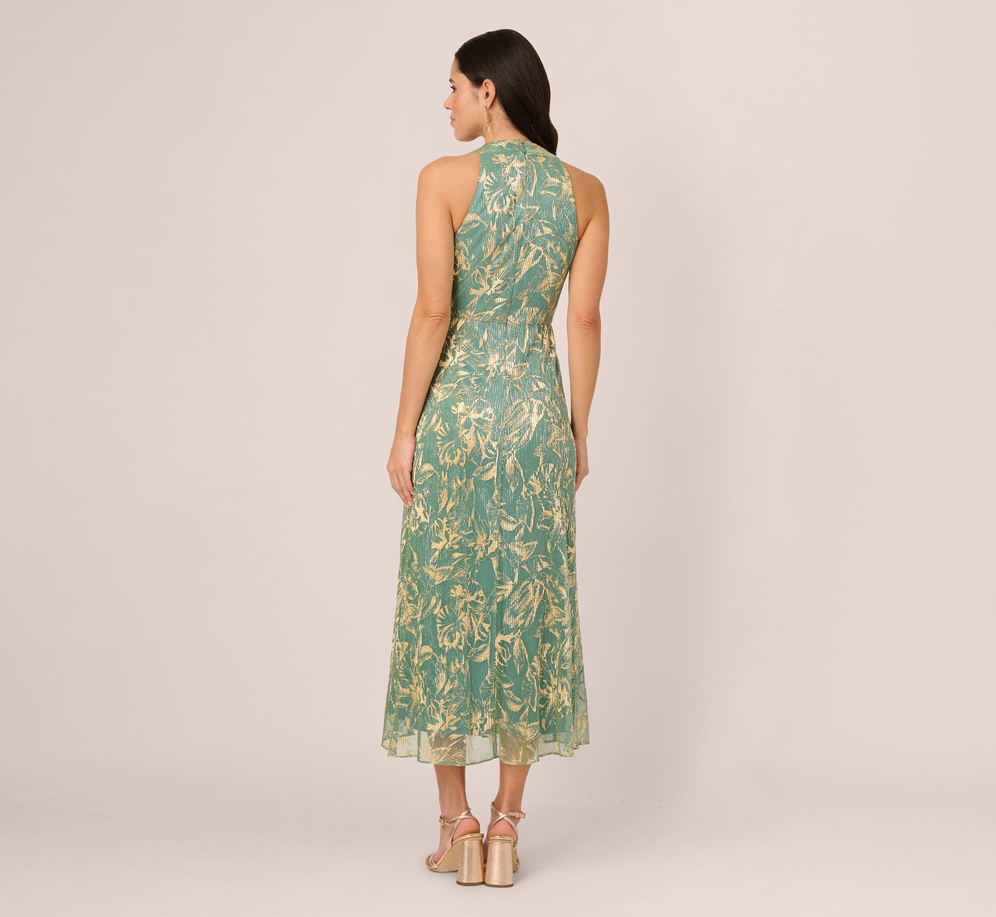 Sleeveless Metallic Crinkle Midi Dress In Sage Gold
